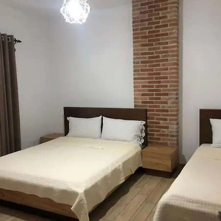 Ilo Maison d'hôtes Tushemisht